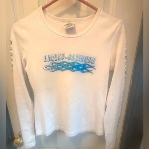 Ladies Harley Davidson Long Sleeve T-Shirt.  Foil blue accents.  Next to New.